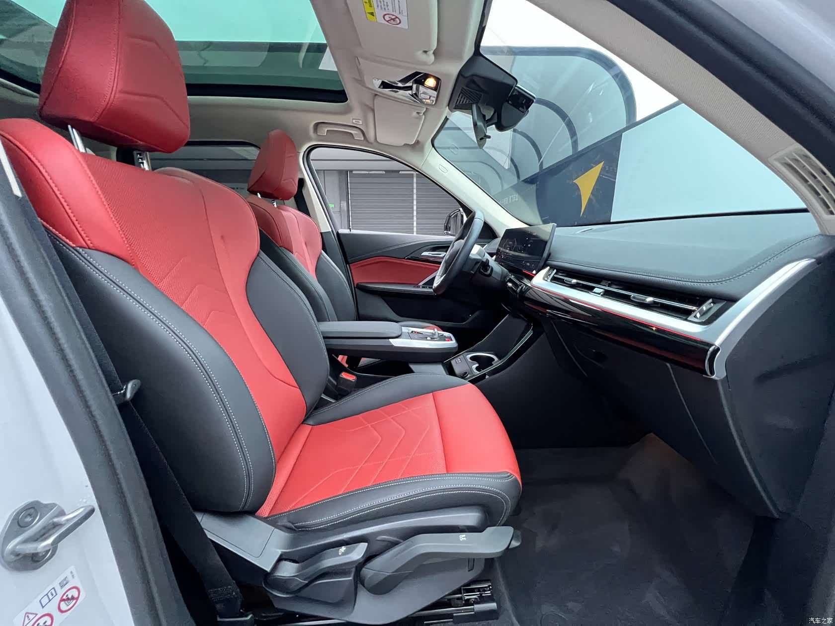 BMW X1, 2024 21