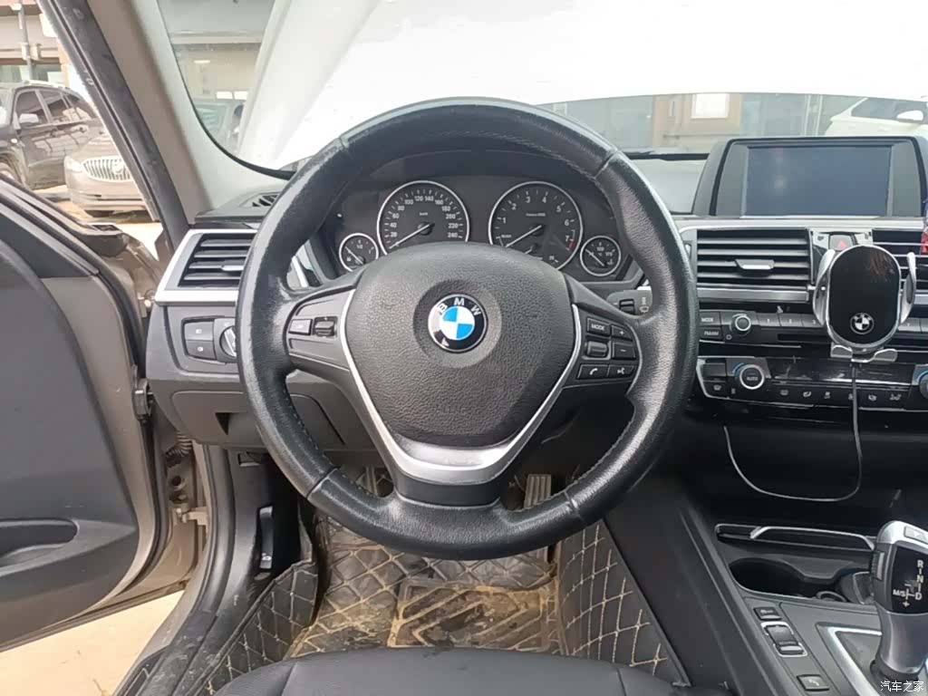 BMW 3 Series, 2017 11