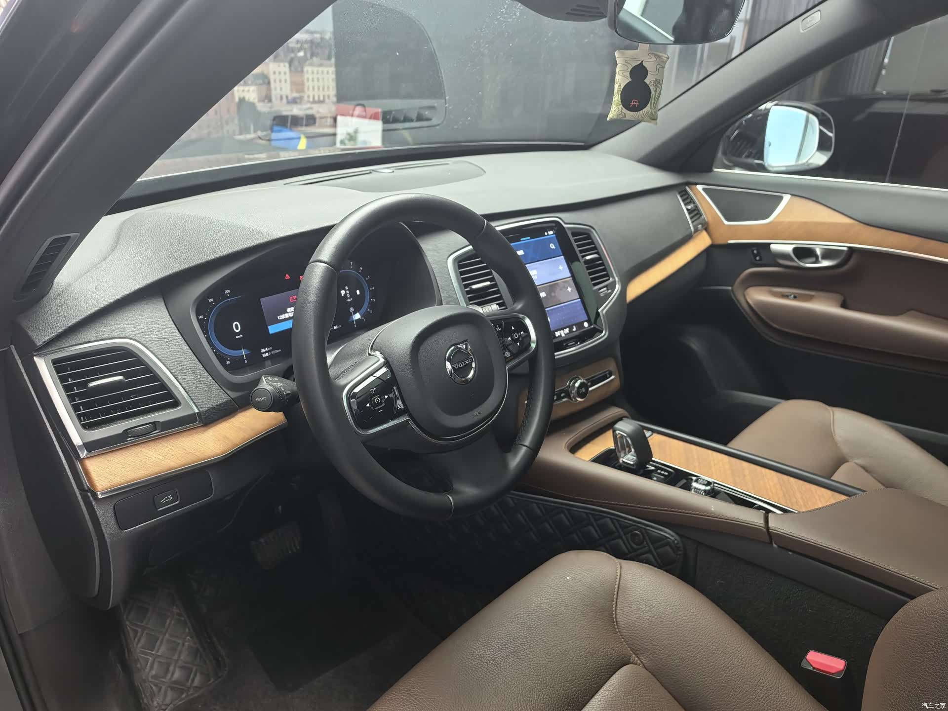 Volvo XC90, 2024 все фото