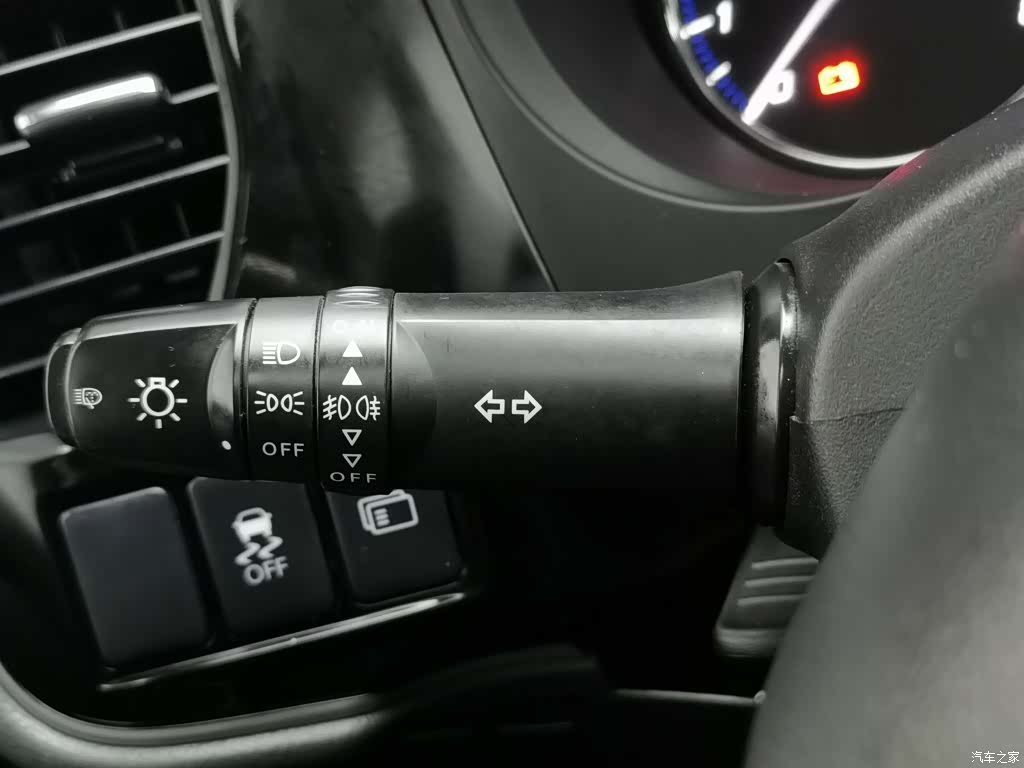 Mitsubishi Outlander, 2014 21