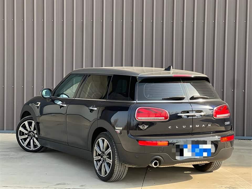 MINI CLUBMAN