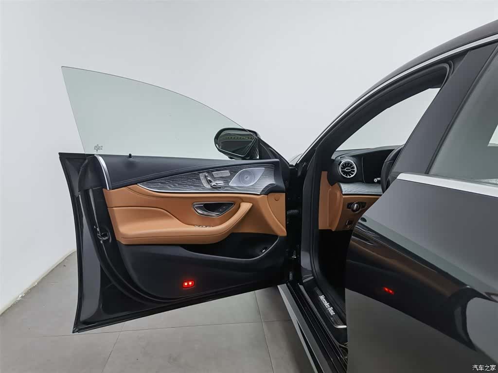 Mercedes-Benz CLS, 2023 8