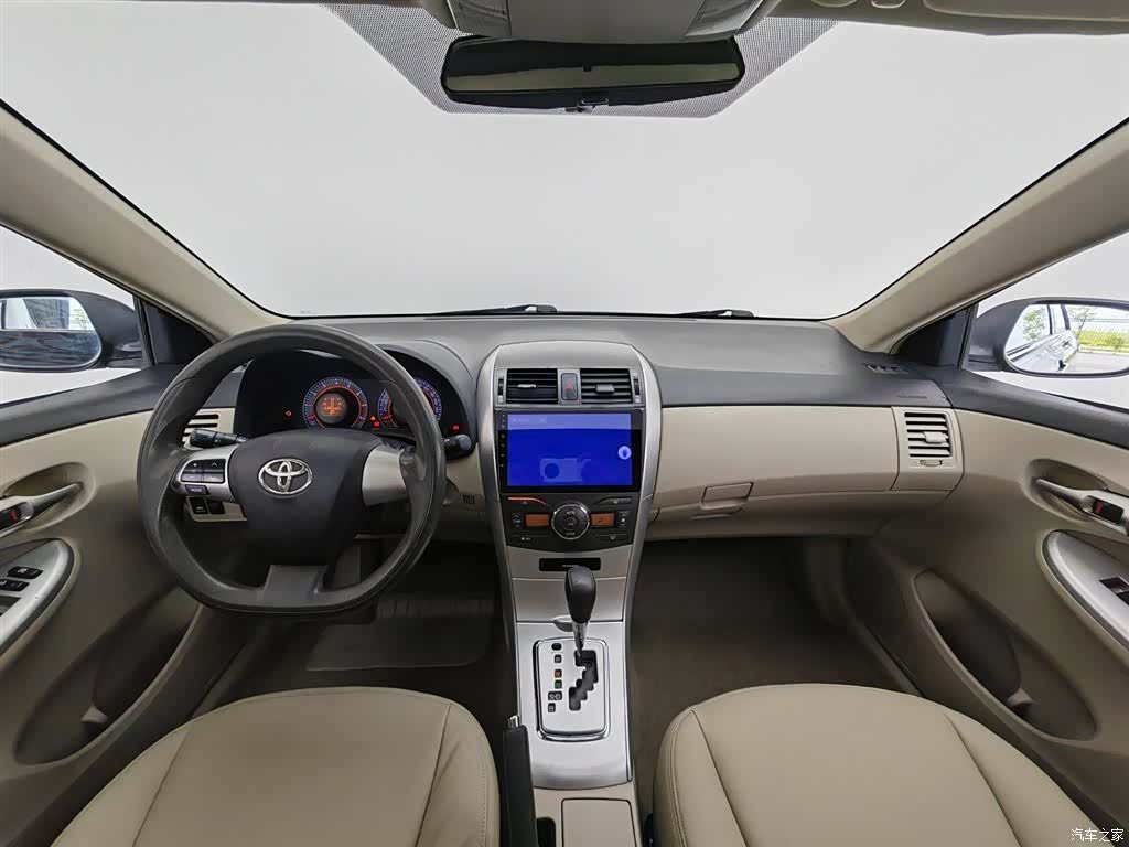 Toyota Corolla, 2012 все фото