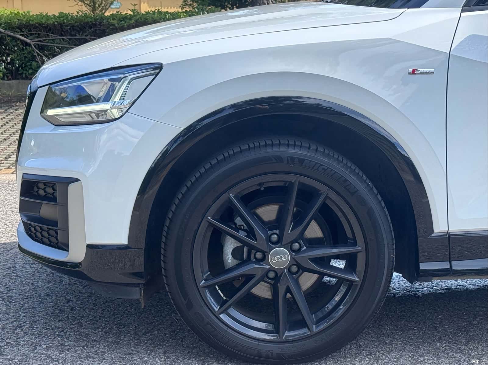 Audi Q2L, 2019 все фото