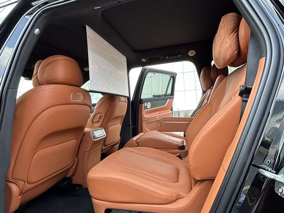 AITO Ask the world M9