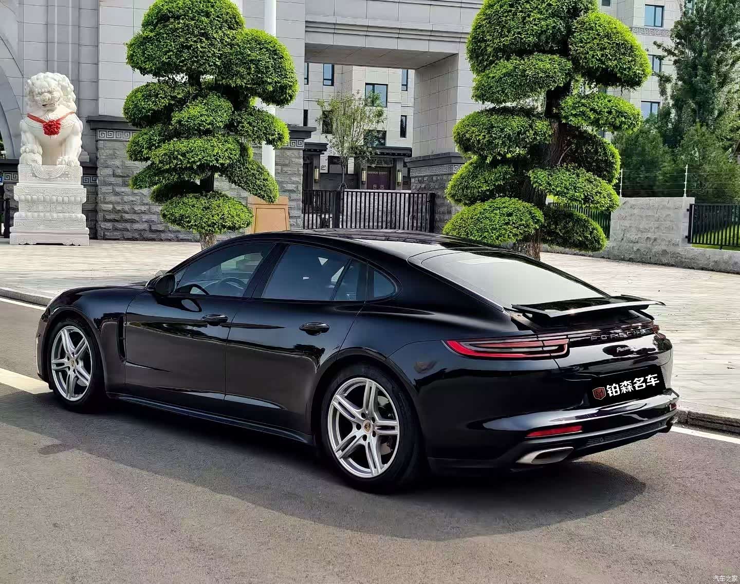 Porsche Panamera, 2019 все фото