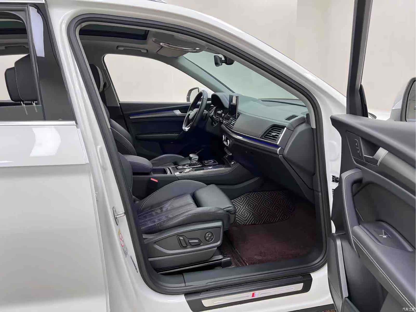Audi Q5L, 2023 22