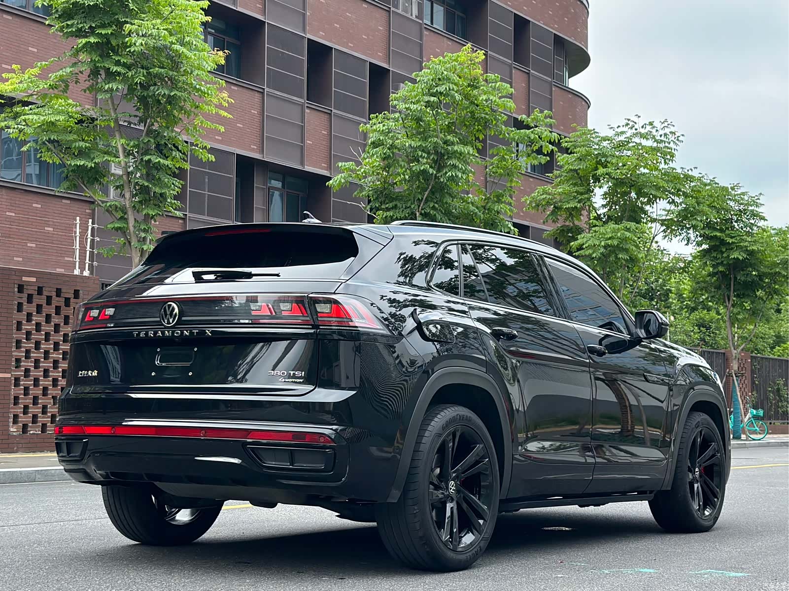 Volkswagen Teramont X, 2024 23