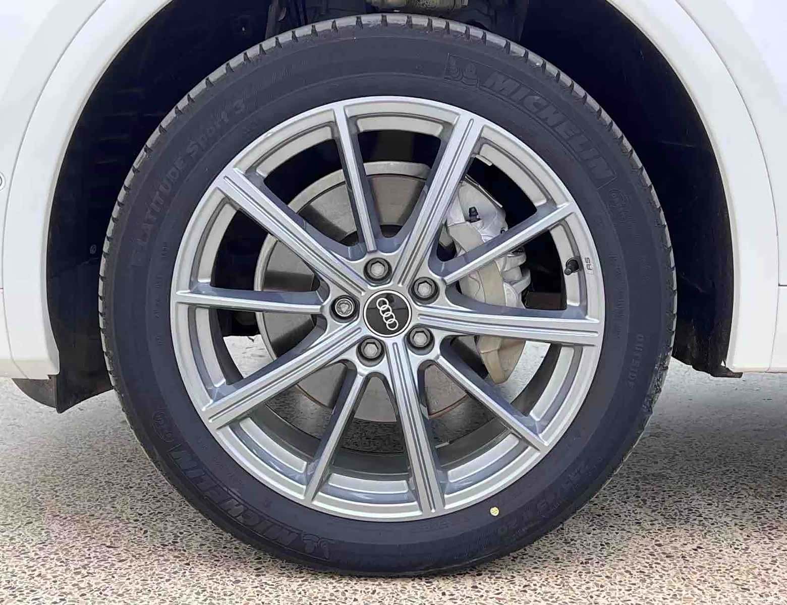 Audi Q5L, 2023 4
