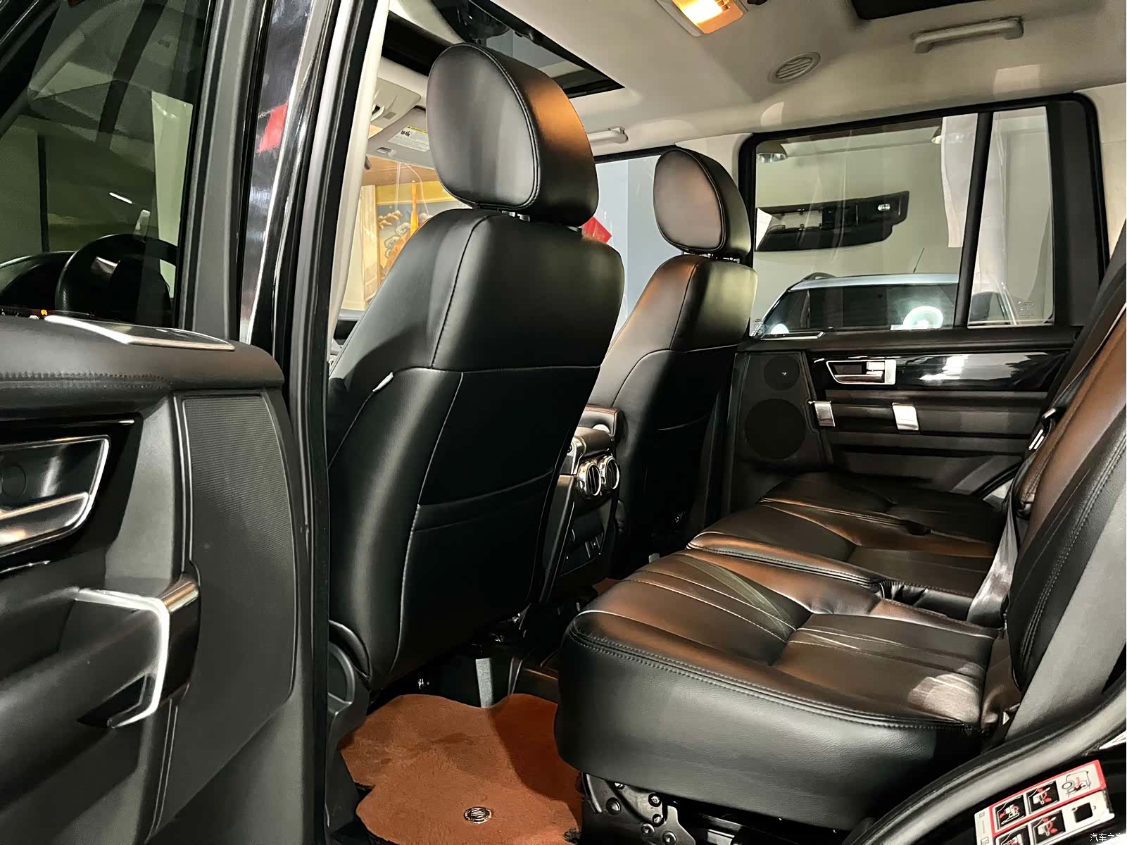 Land Rover Discovery, 2015 6
