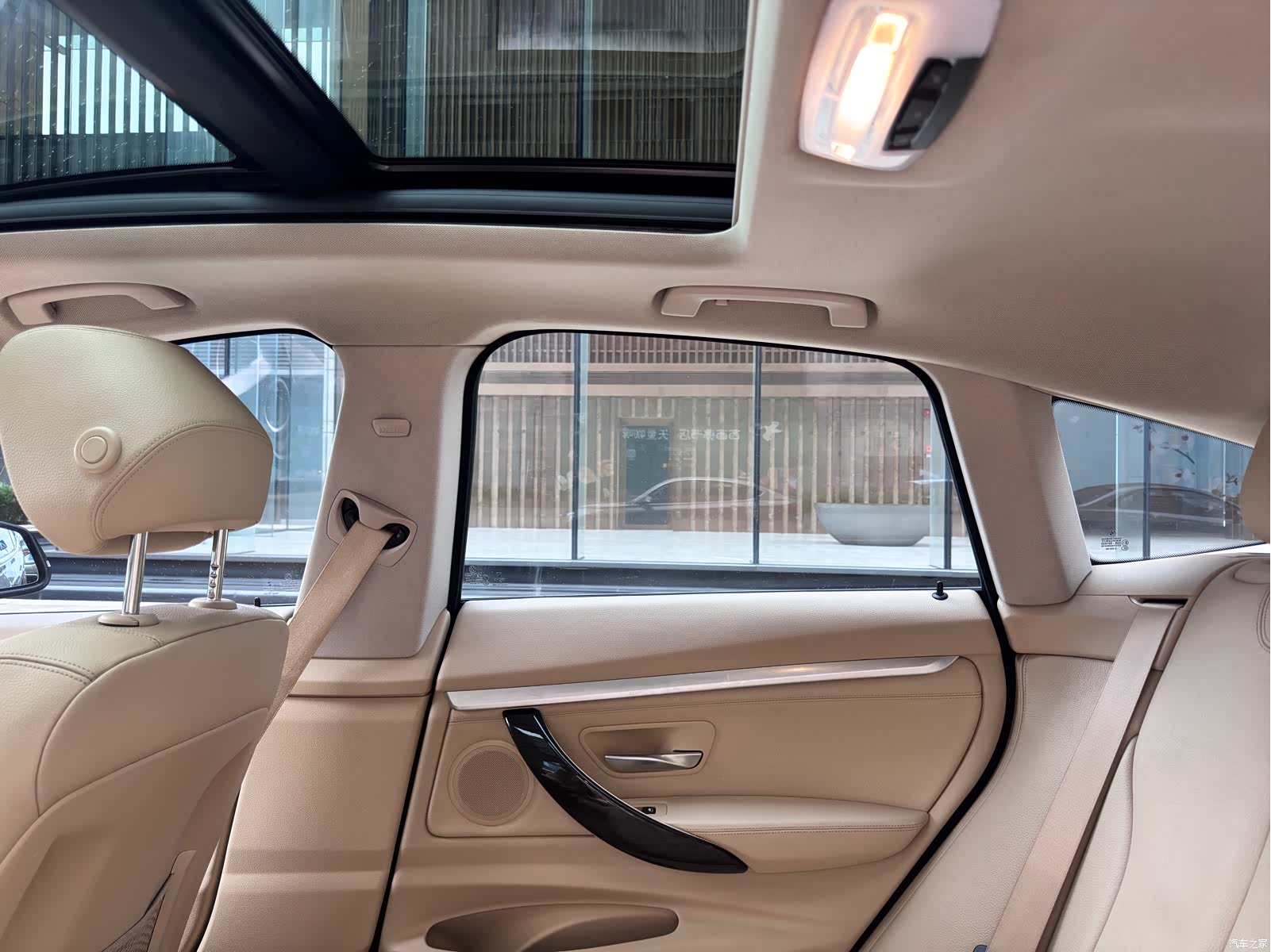 BMW 3 Series, 2016 21