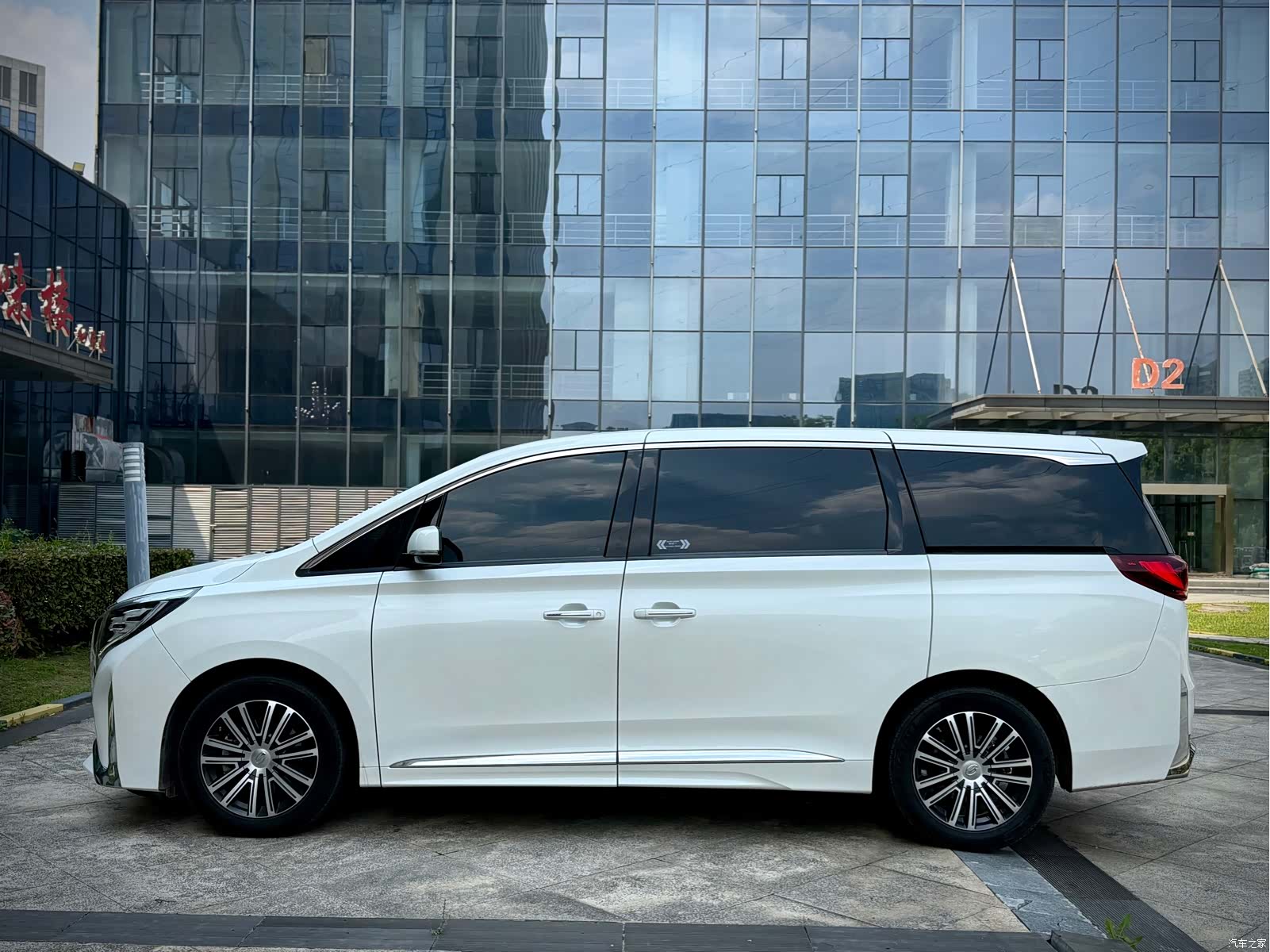 Trumpchi M8, 2022 7