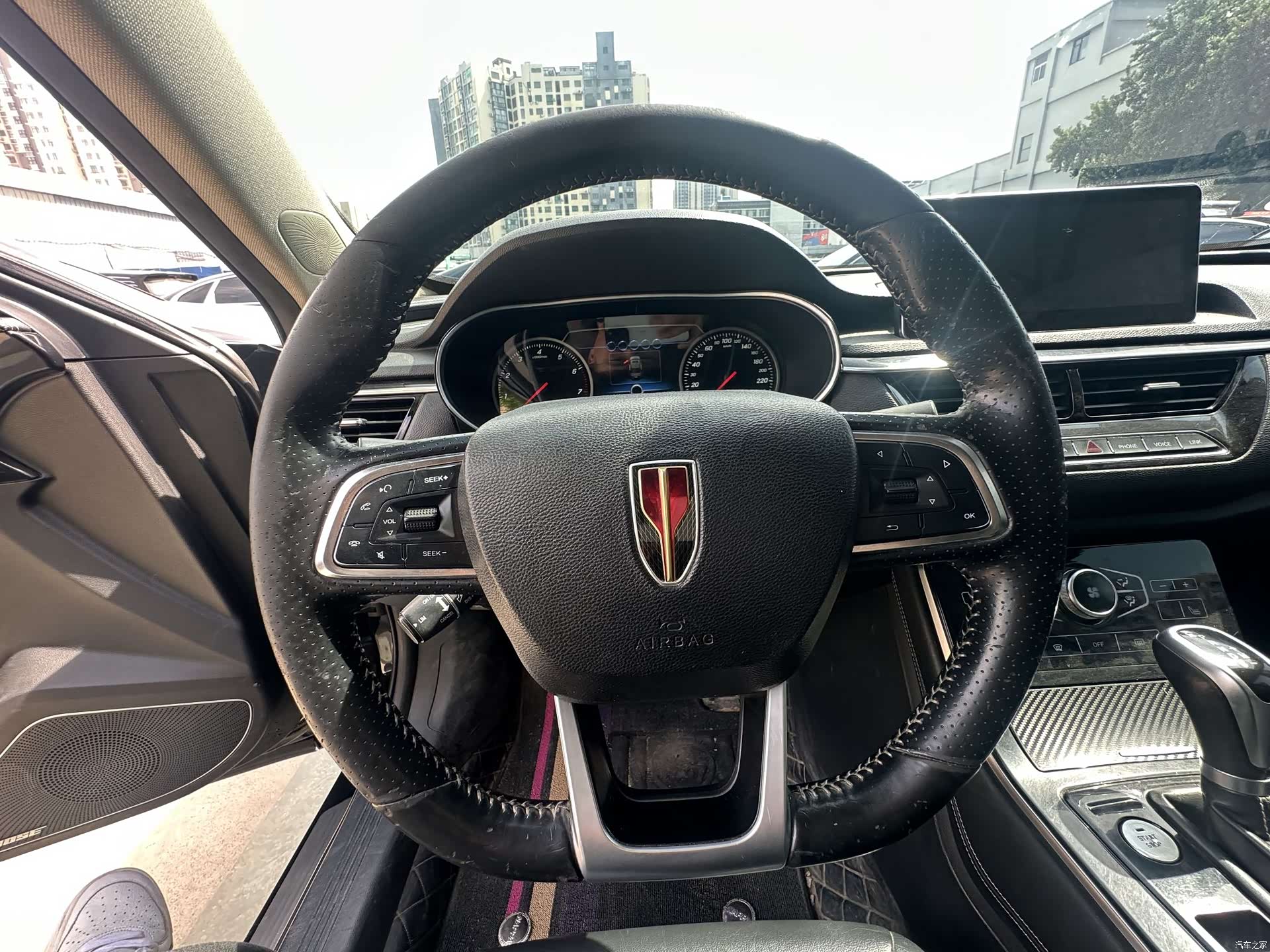 Hongqi H5, 2020 16