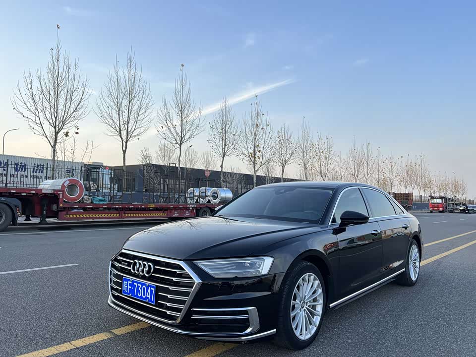 Audi A8