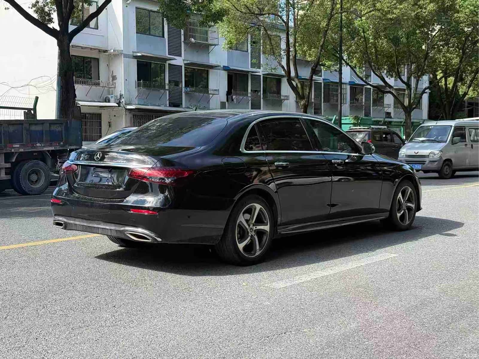 Mercedes-Benz E-Class, 2019 6