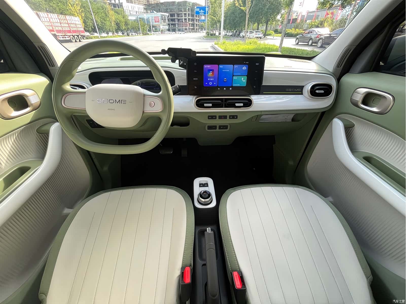 Geely Panda, 2025 7