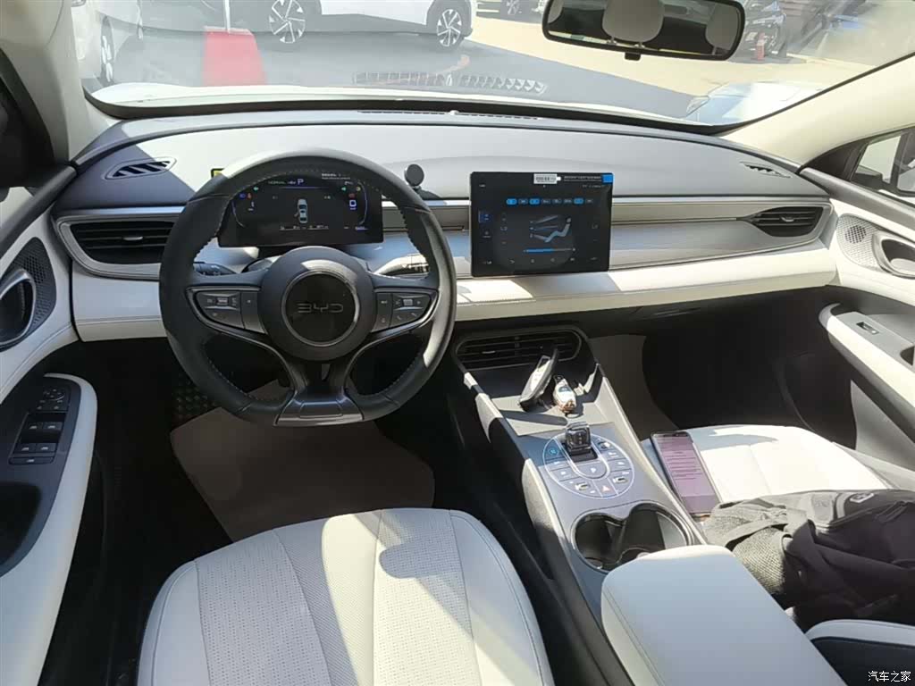 BYD Seal, 2025 10