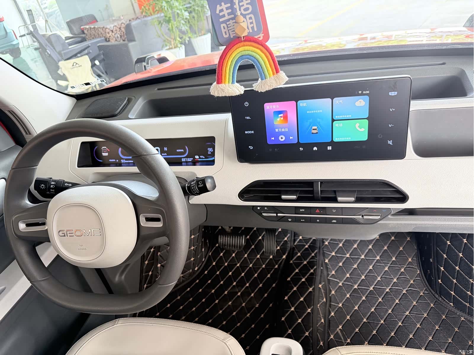 Geely Panda, 2024 все фото