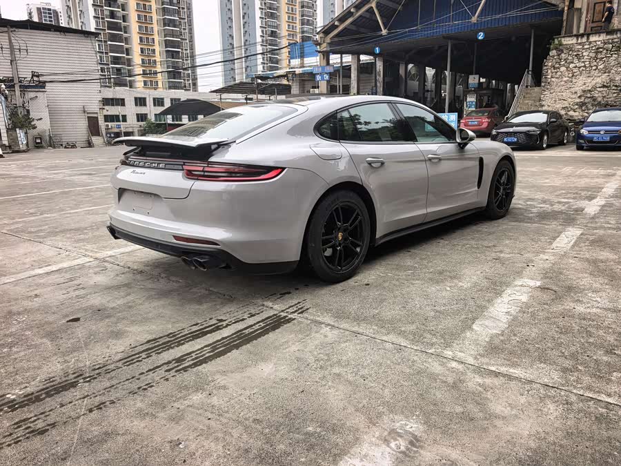 Porsche Panamera 2018, фото 4