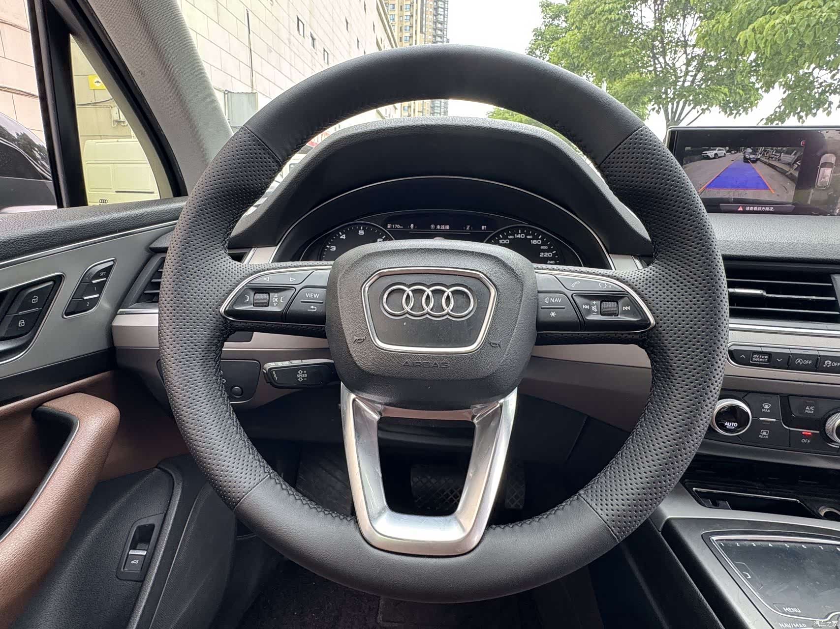 Audi Q7, 2016 все фото