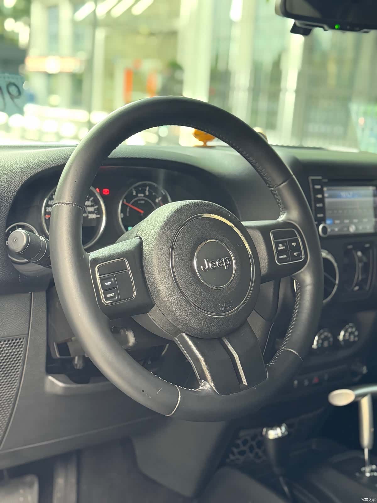 Jeep Wrangler, 2015 все фото