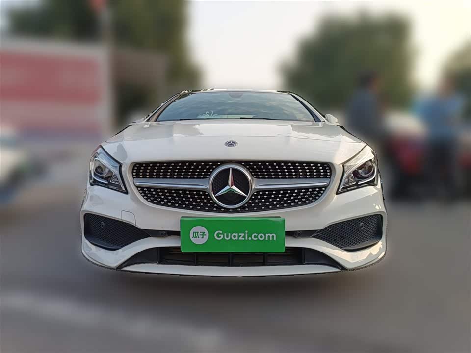 Mercedes-Benz CLA
