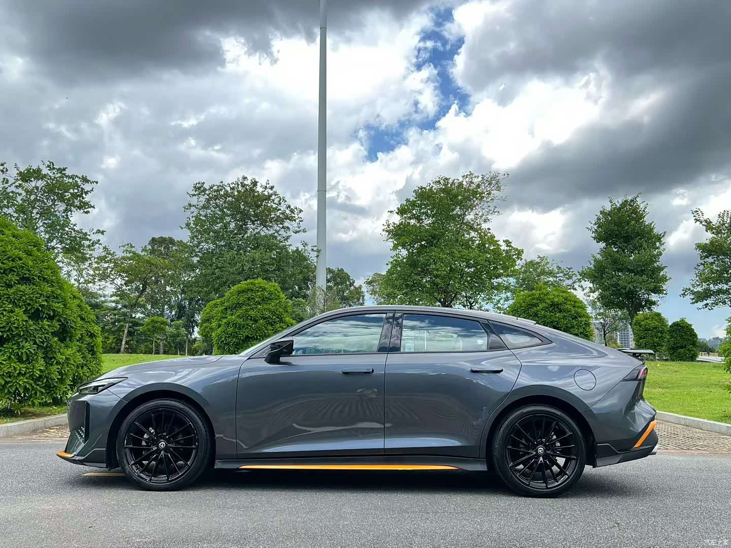 Changan UNI-V, 2025 9