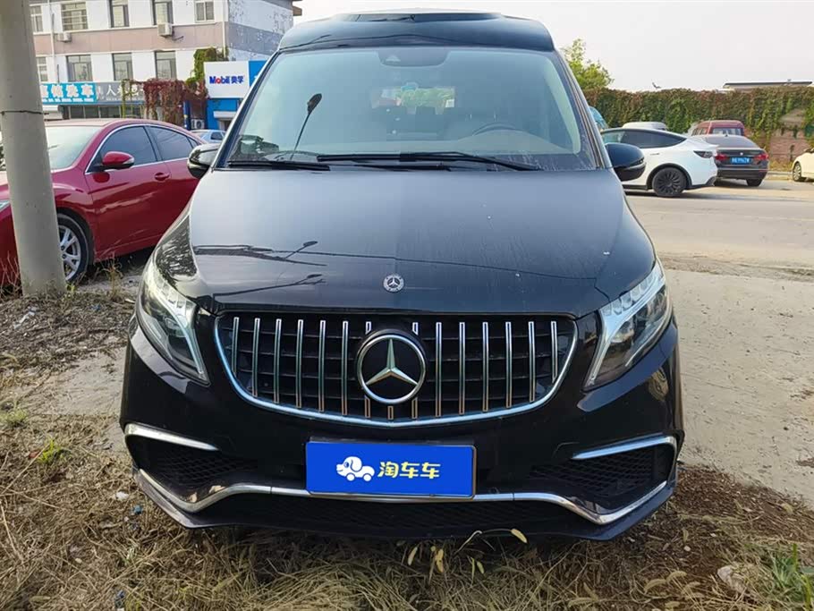 Mercedes-Benz V-class