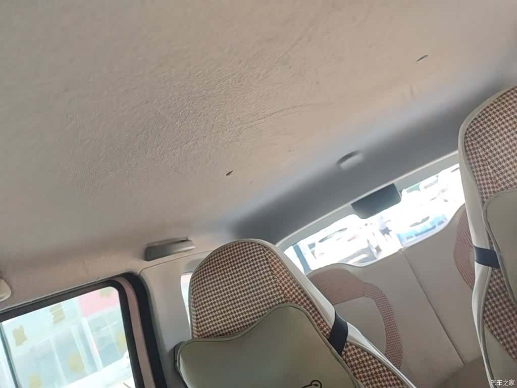 Wuling MINIEV, 2022 18