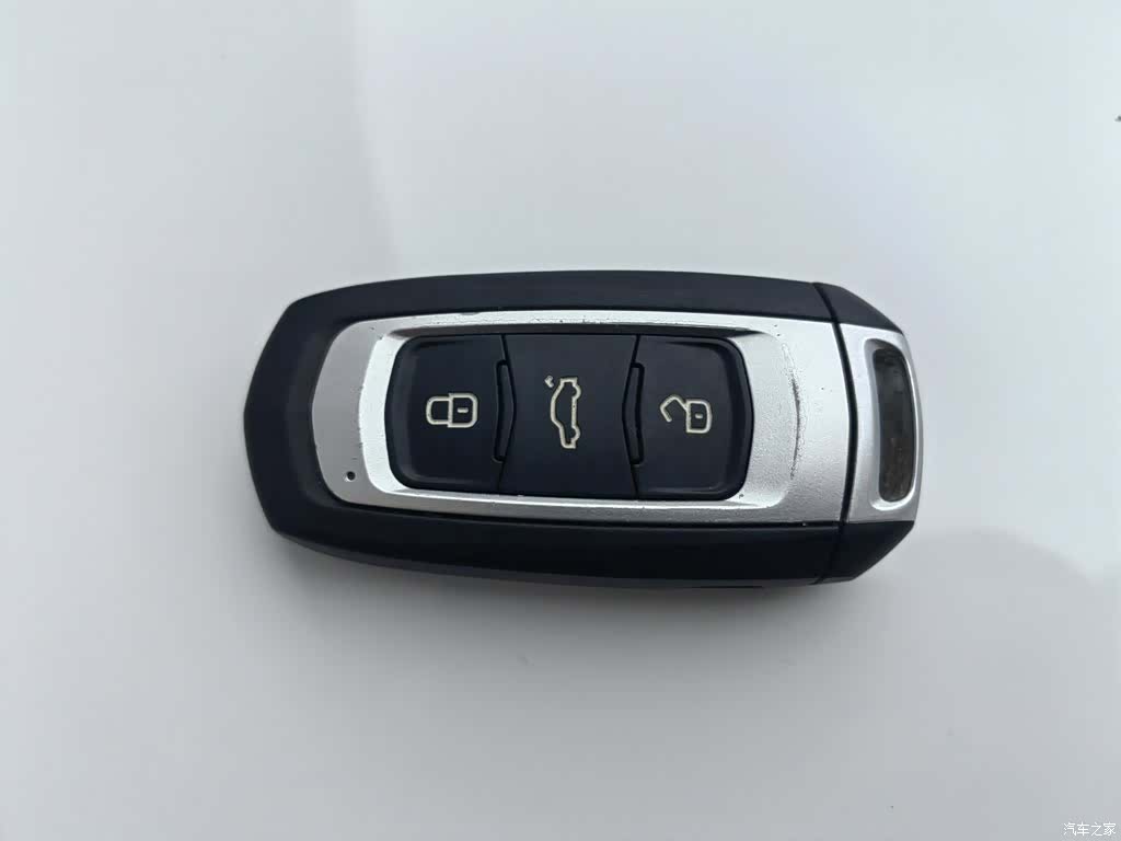 Geely Emgrand, 2017 19