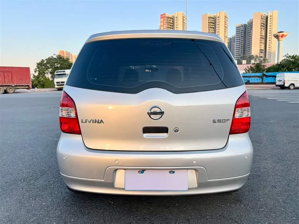 Nissan Liwei