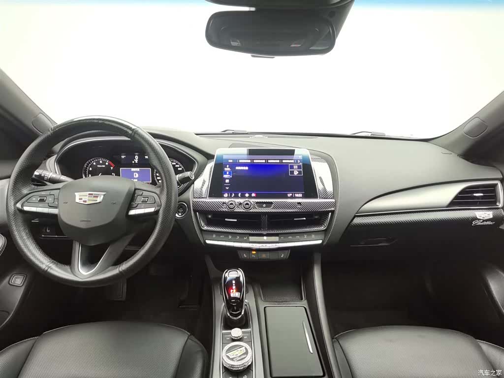 Cadillac CT5, 2021 все фото
