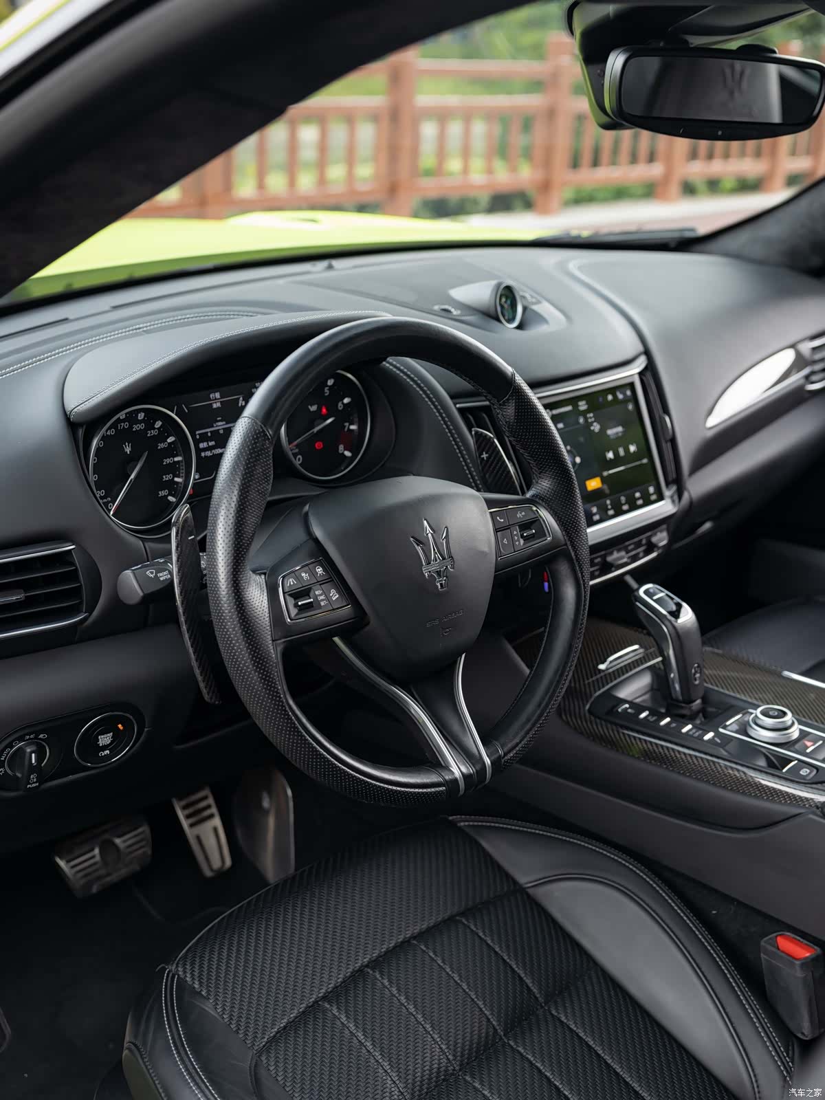 Maserati Levante, 2021 11