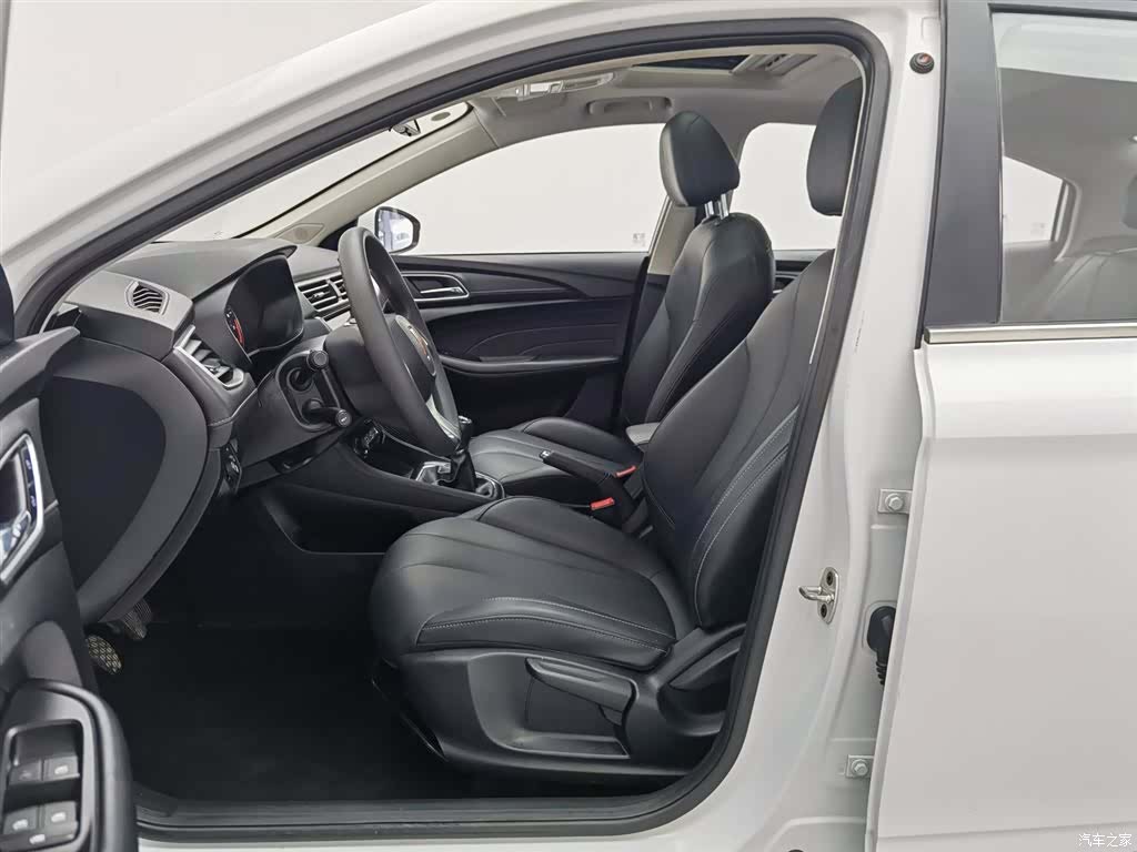 Roewe i5, 2019 10