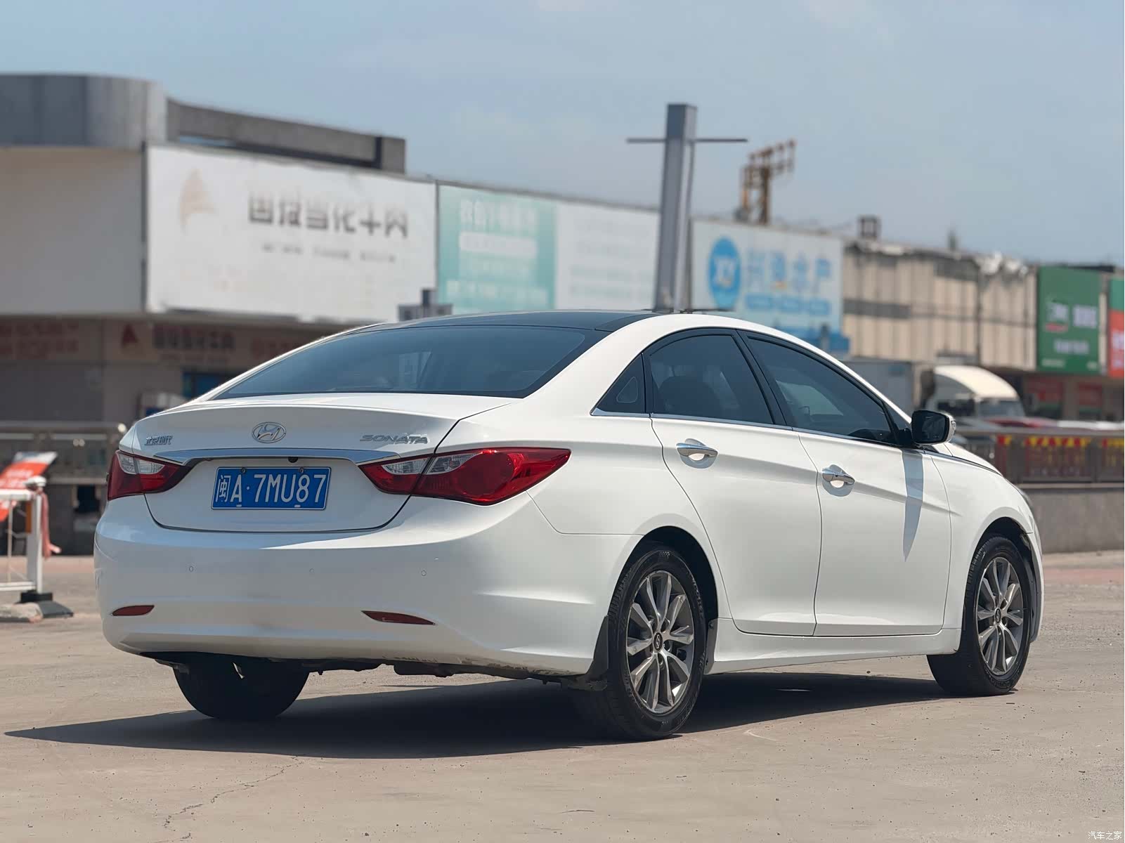 Hyundai Sonata, 2014 9