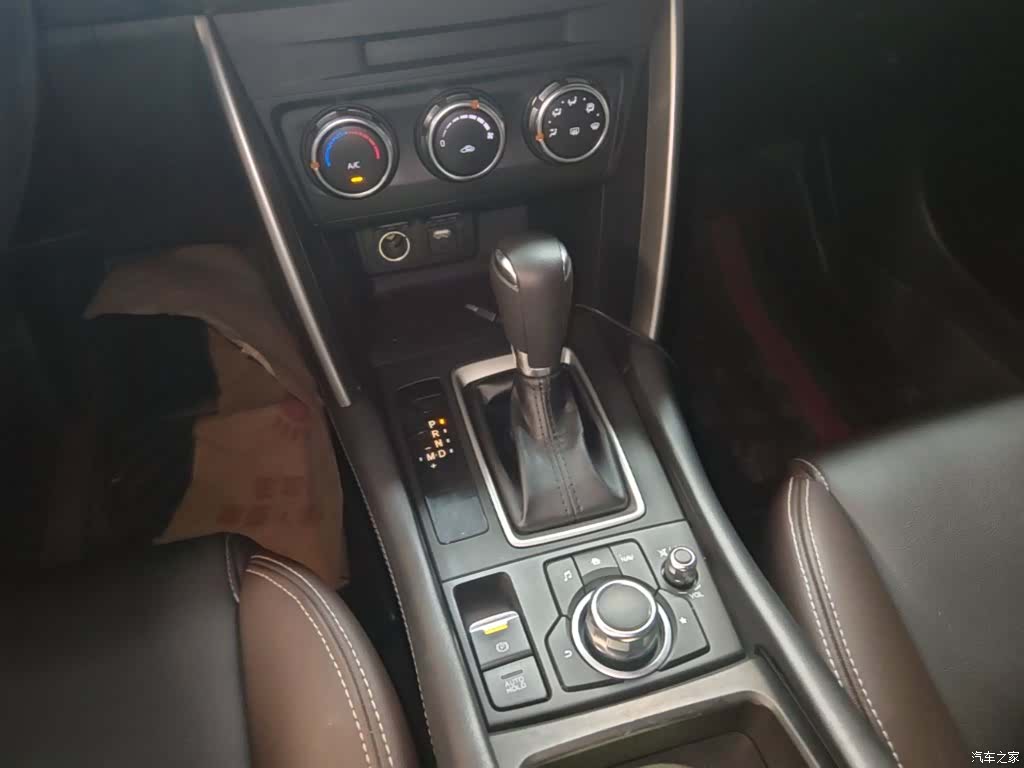 Mazda CX-4, 2019 14