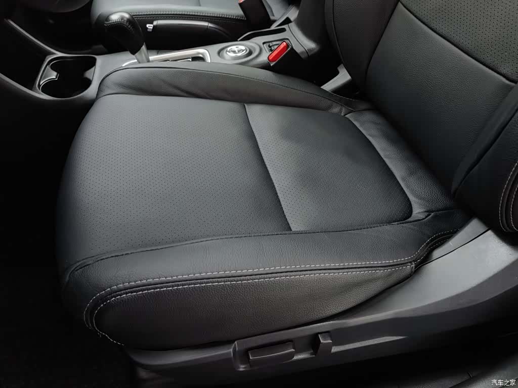Mitsubishi Outlander, 2014 20