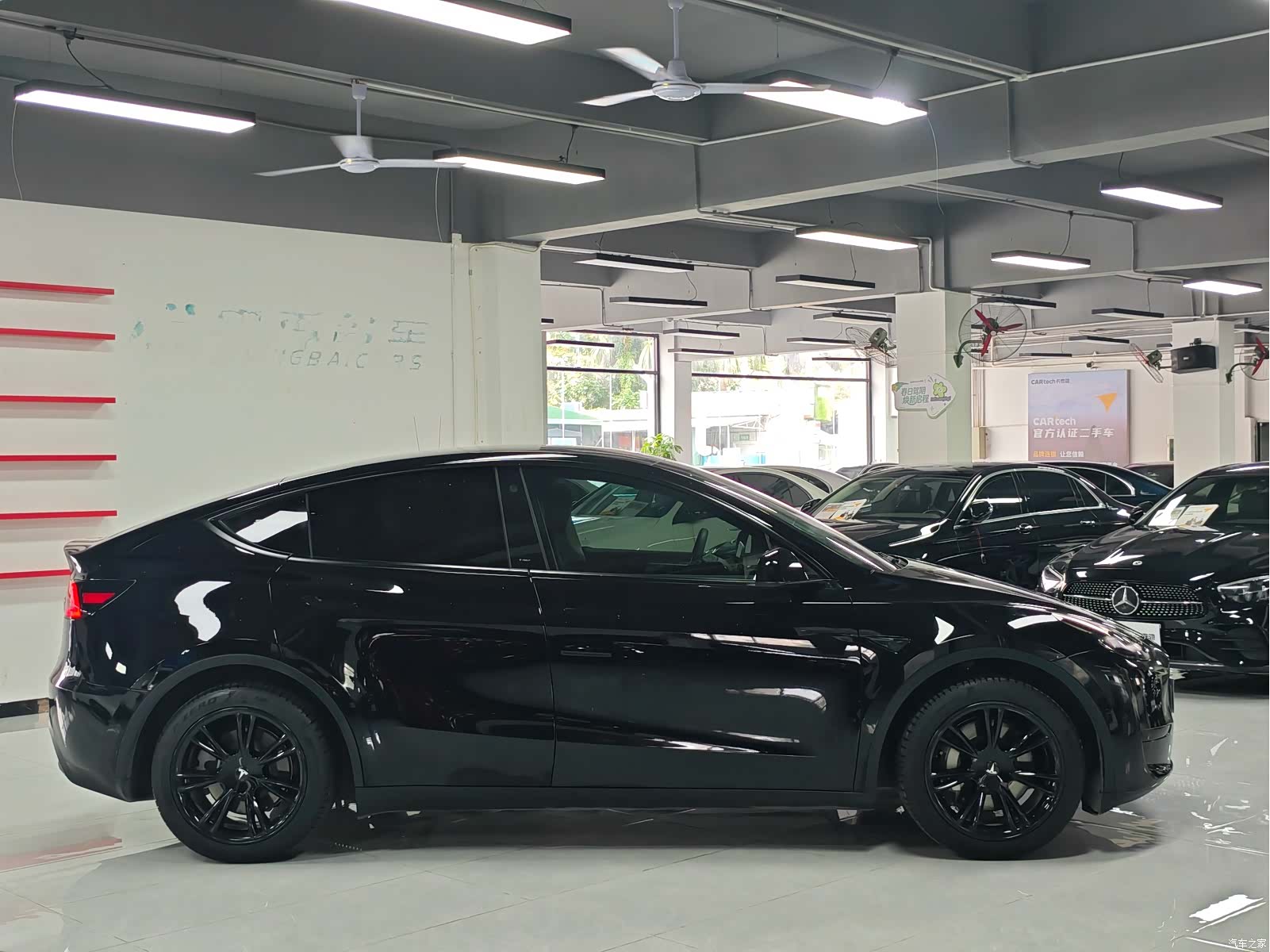 Tesla Model Y, 2022 6