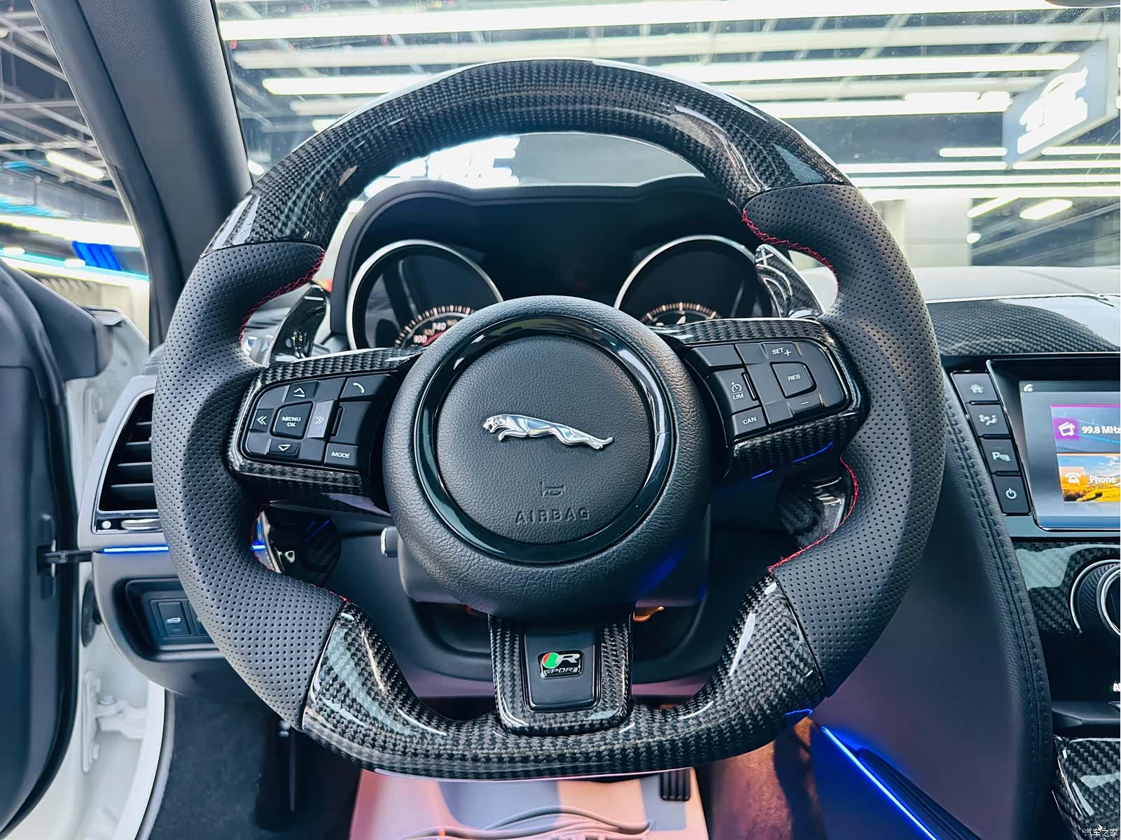 Jaguar F-TYPE, 2017 12