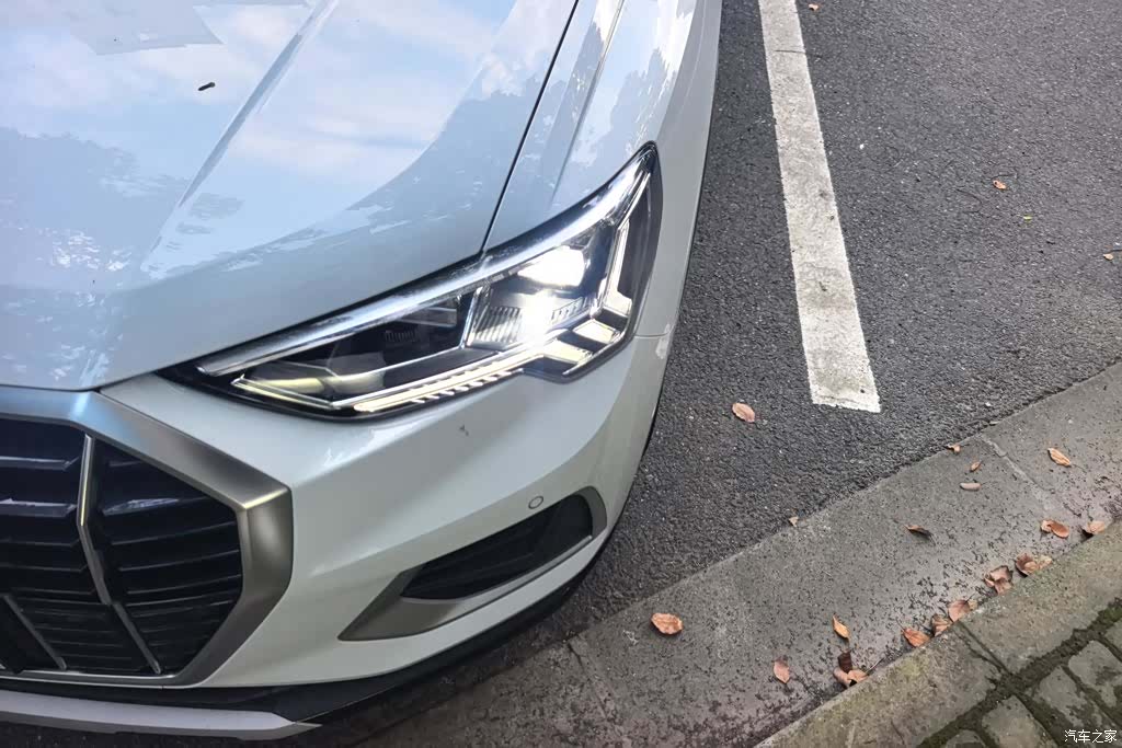 Audi Q3, 2021 все фото