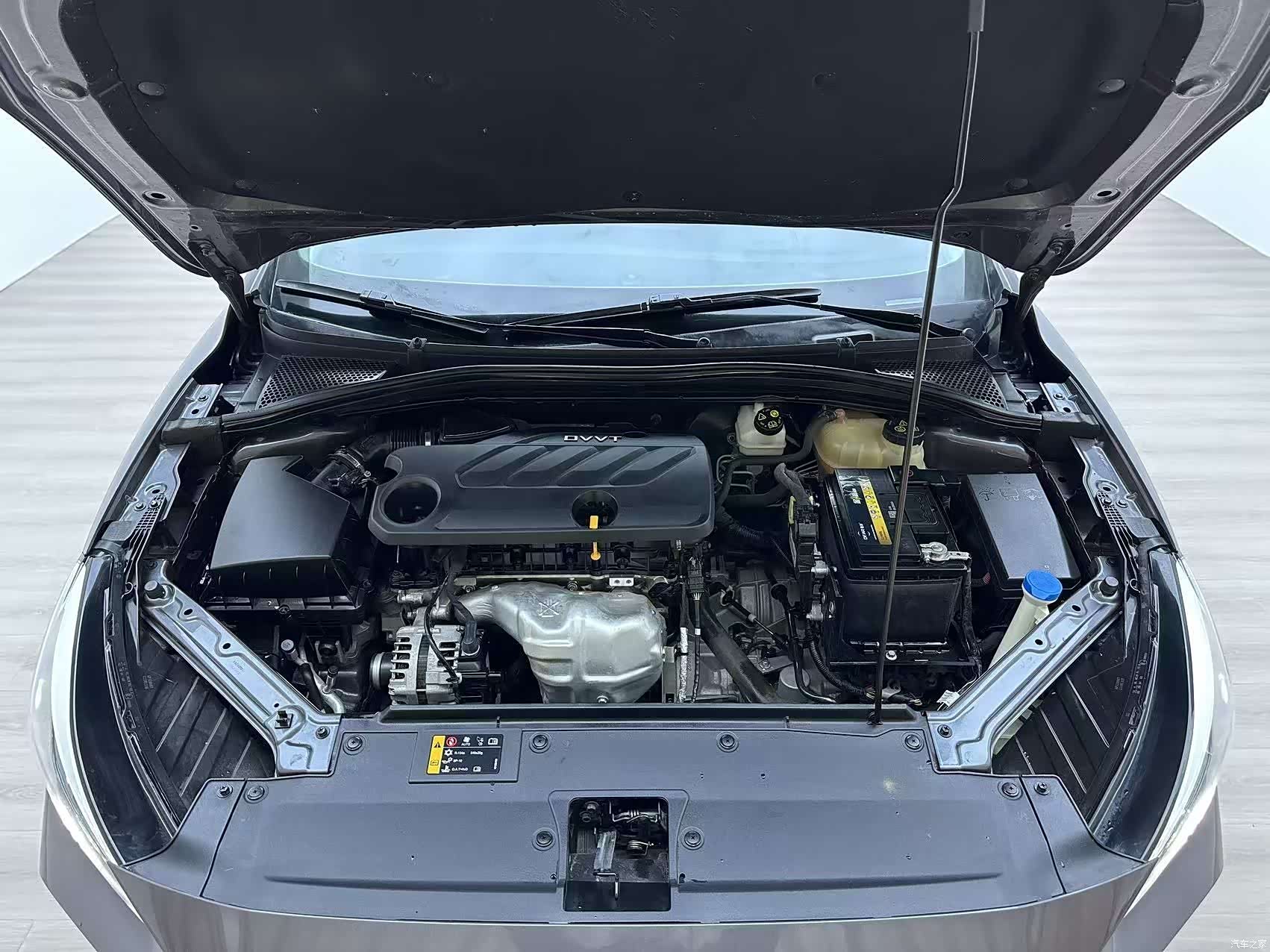 MG MG5, 2023 12
