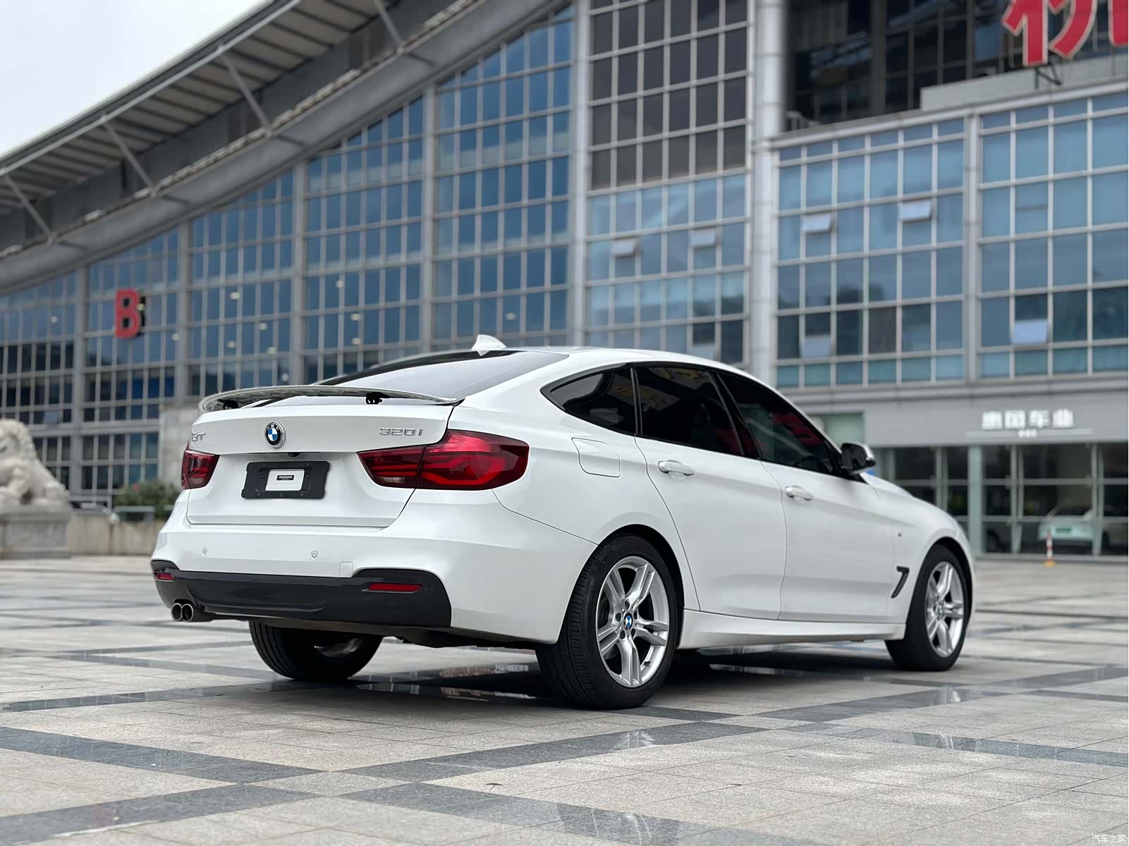 BMW 3 Series, 2021 все фото