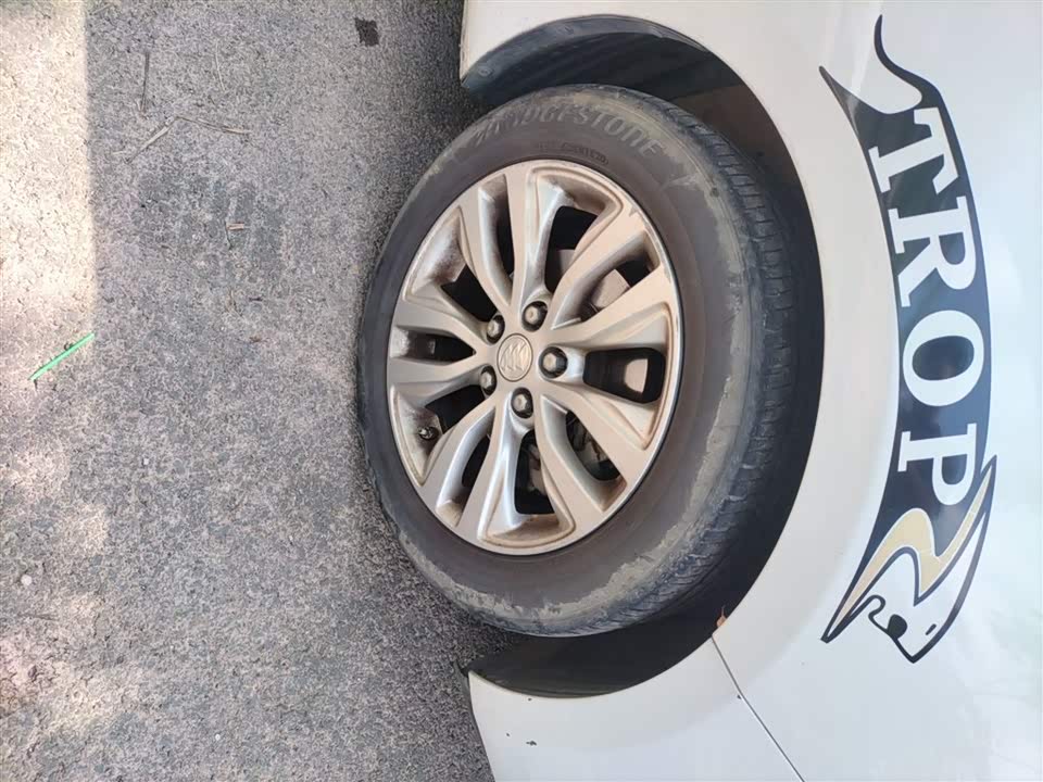 Buick Yinglang