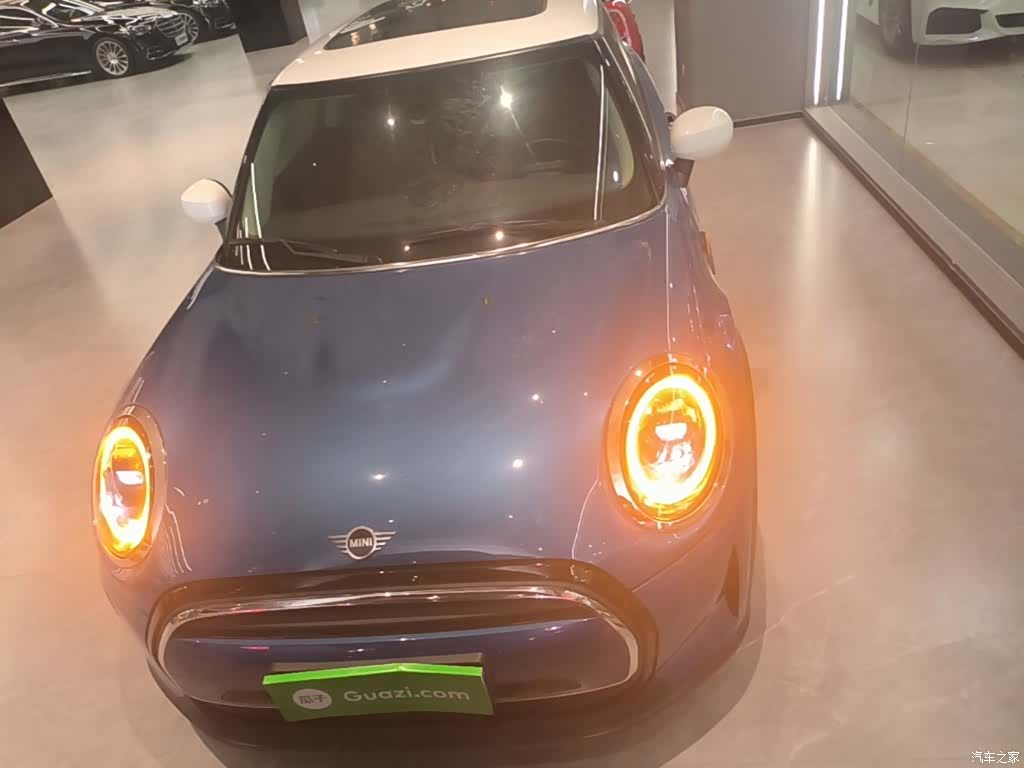 Mini Cooper, 2021 3