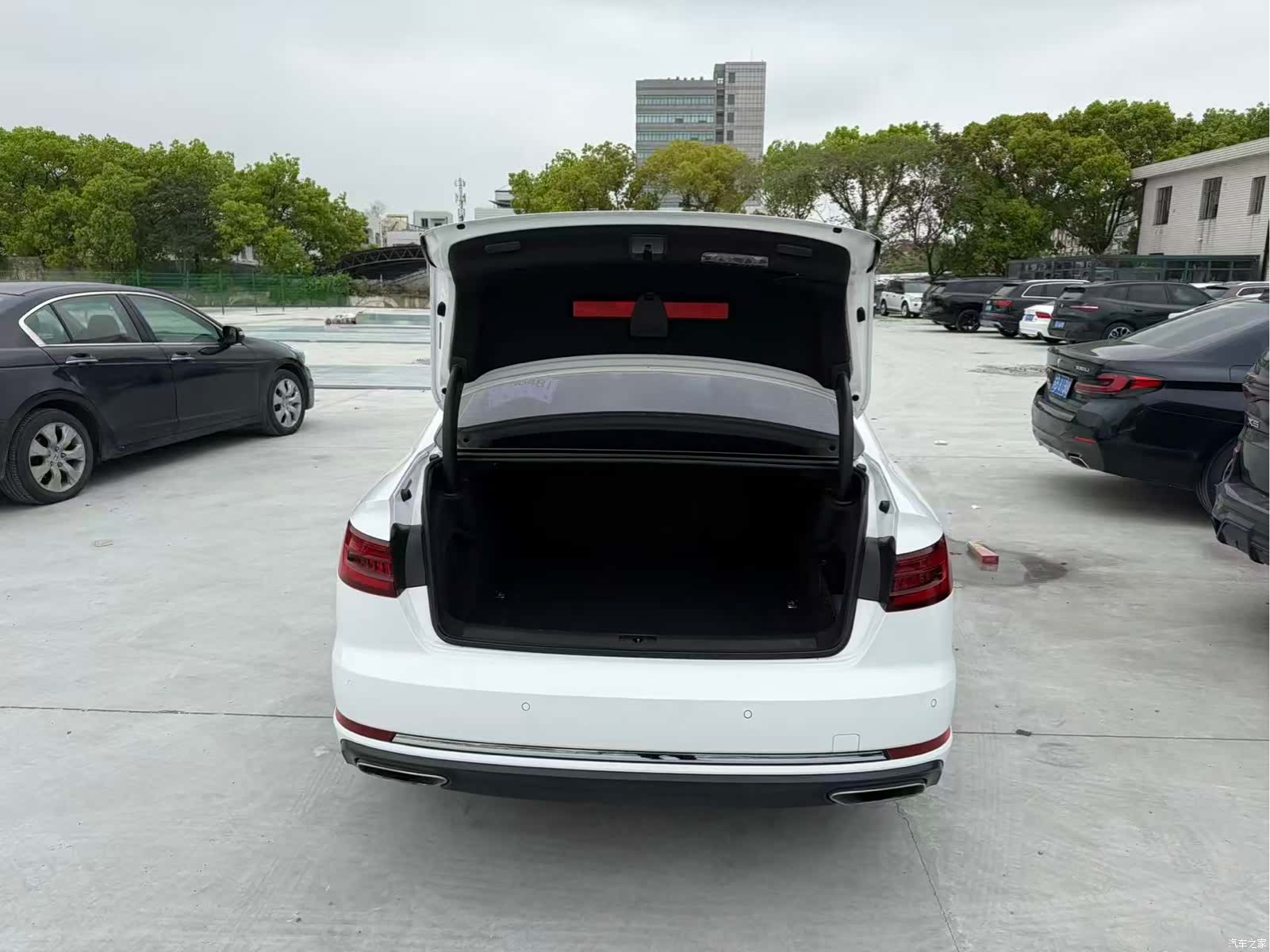 Audi A4L, 2018 4