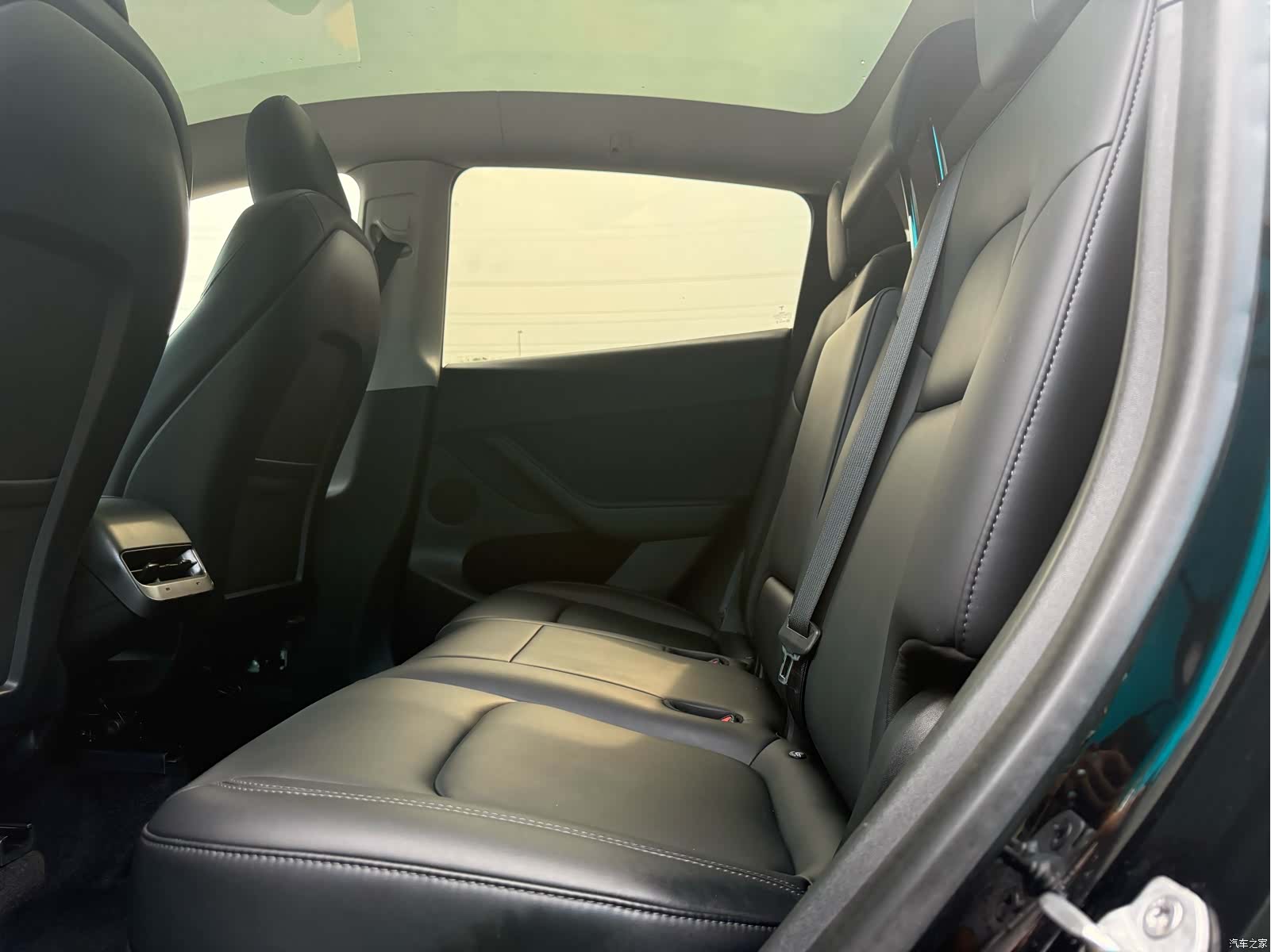 Tesla Model Y, 2022 8