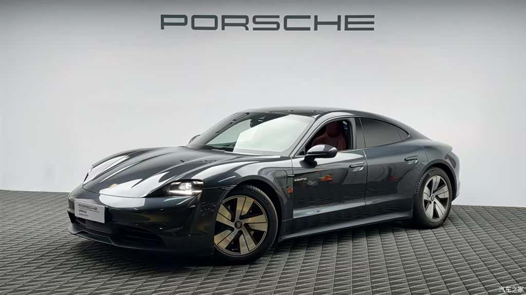 Porsche Taycan, 2023 1