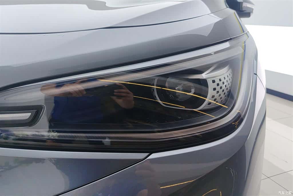 Volkswagen ID.4, 2025 все фото