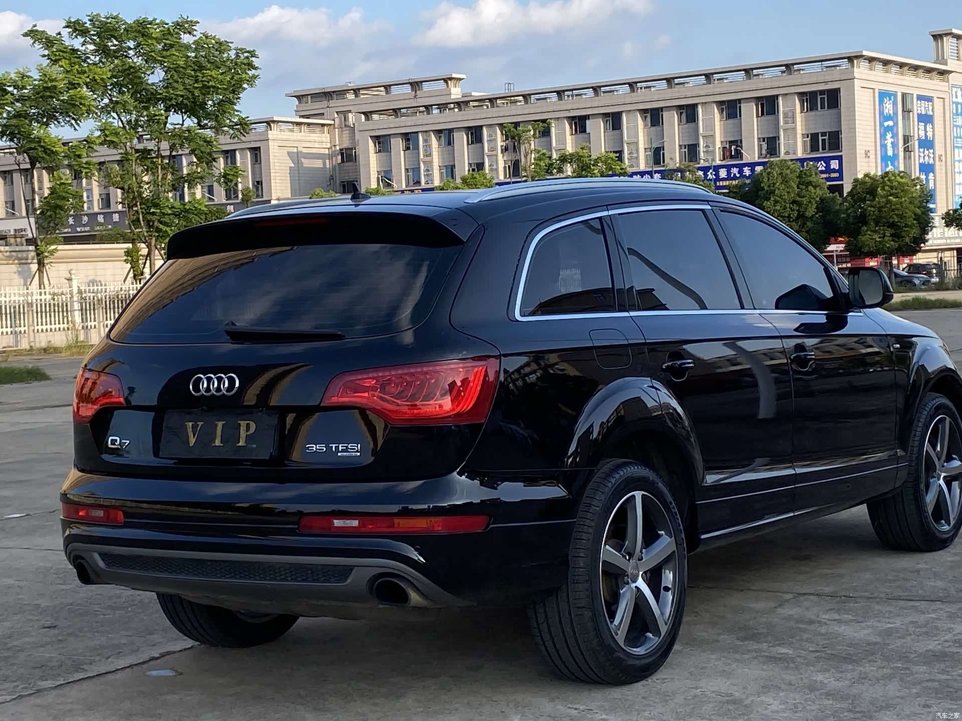 Audi Q7, 2015 9