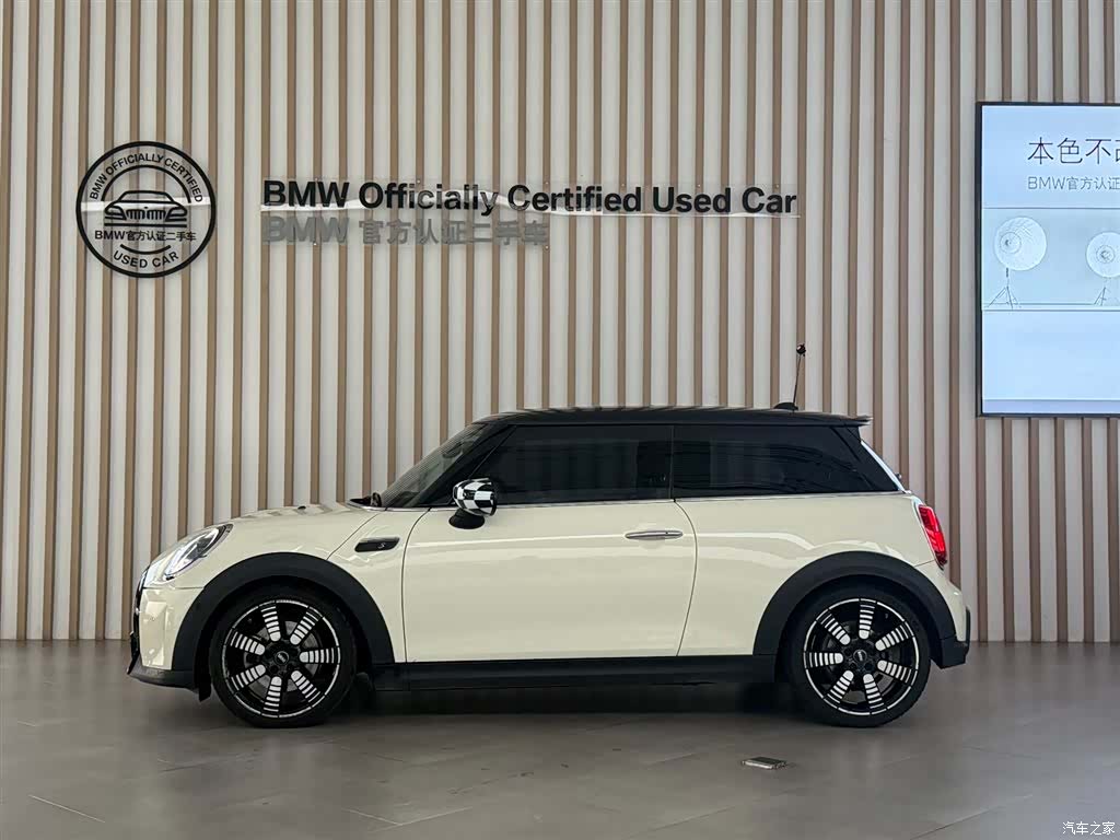 Mini Cooper, 2022 3